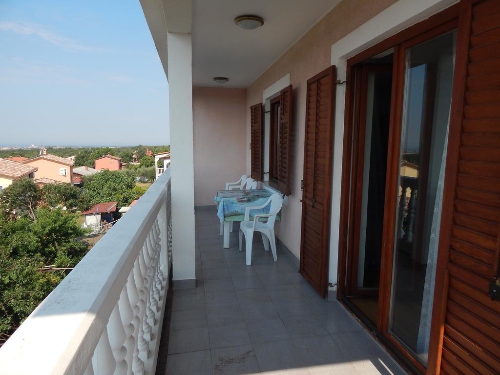 Apartments Vilanija Vilanija